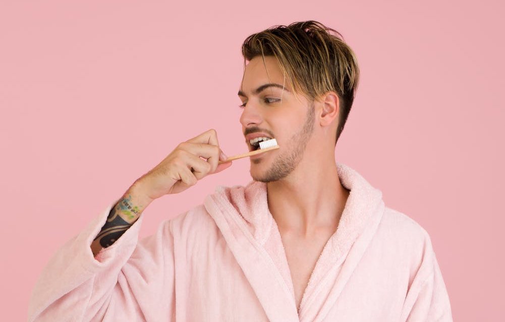 Comment choisir sa brosse à dents en bambou ? - Bbamboo